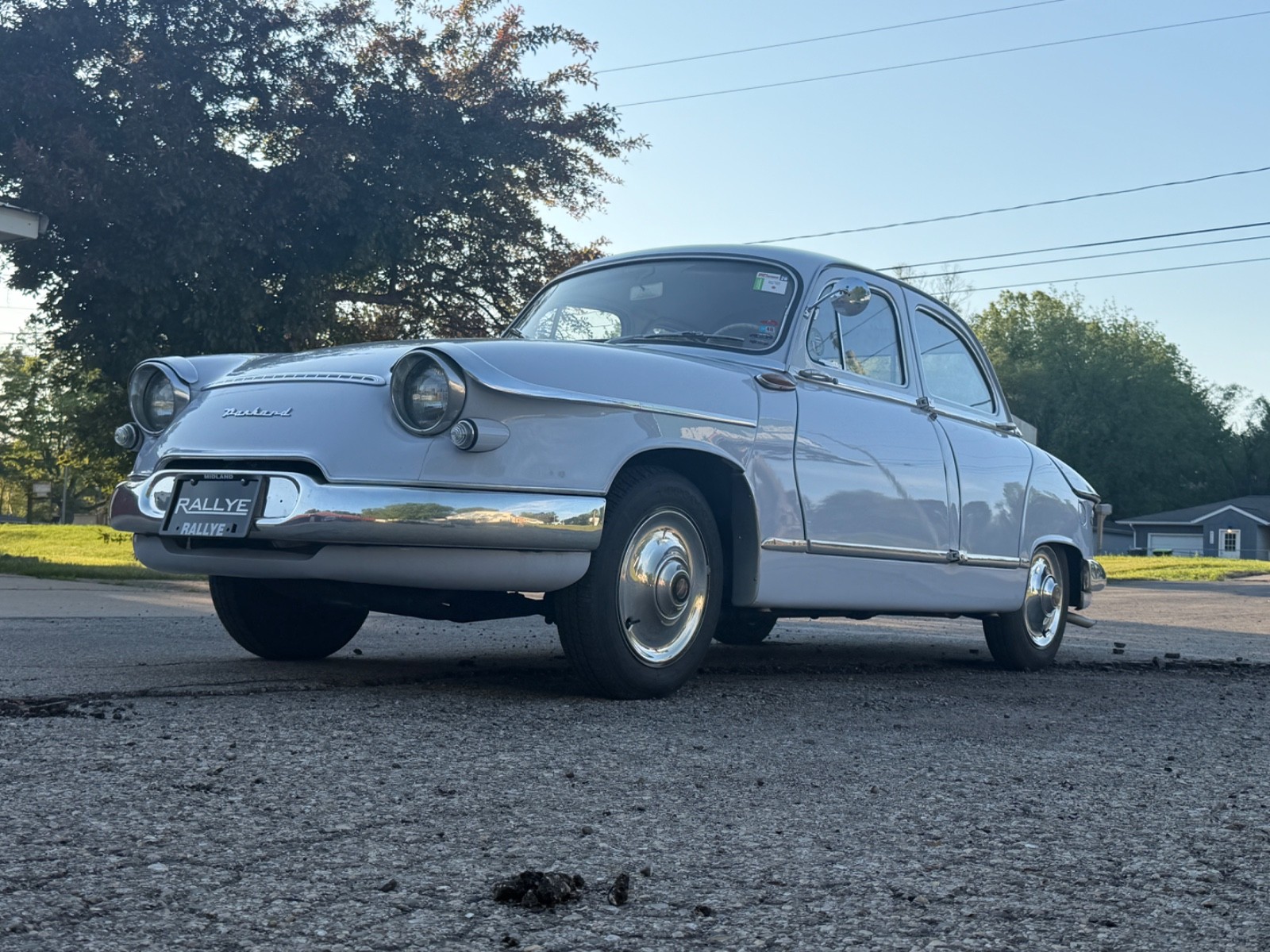 Panhard-PL17-1960-Sedan-Custom
