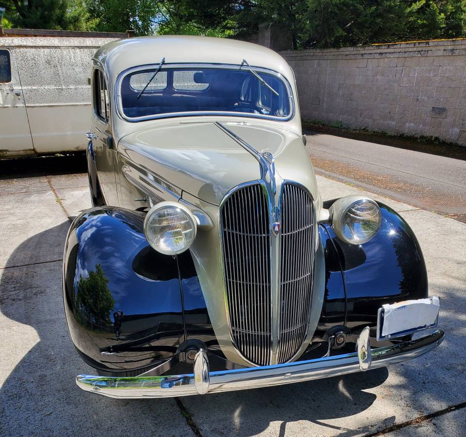 Plymouth-1937-custom