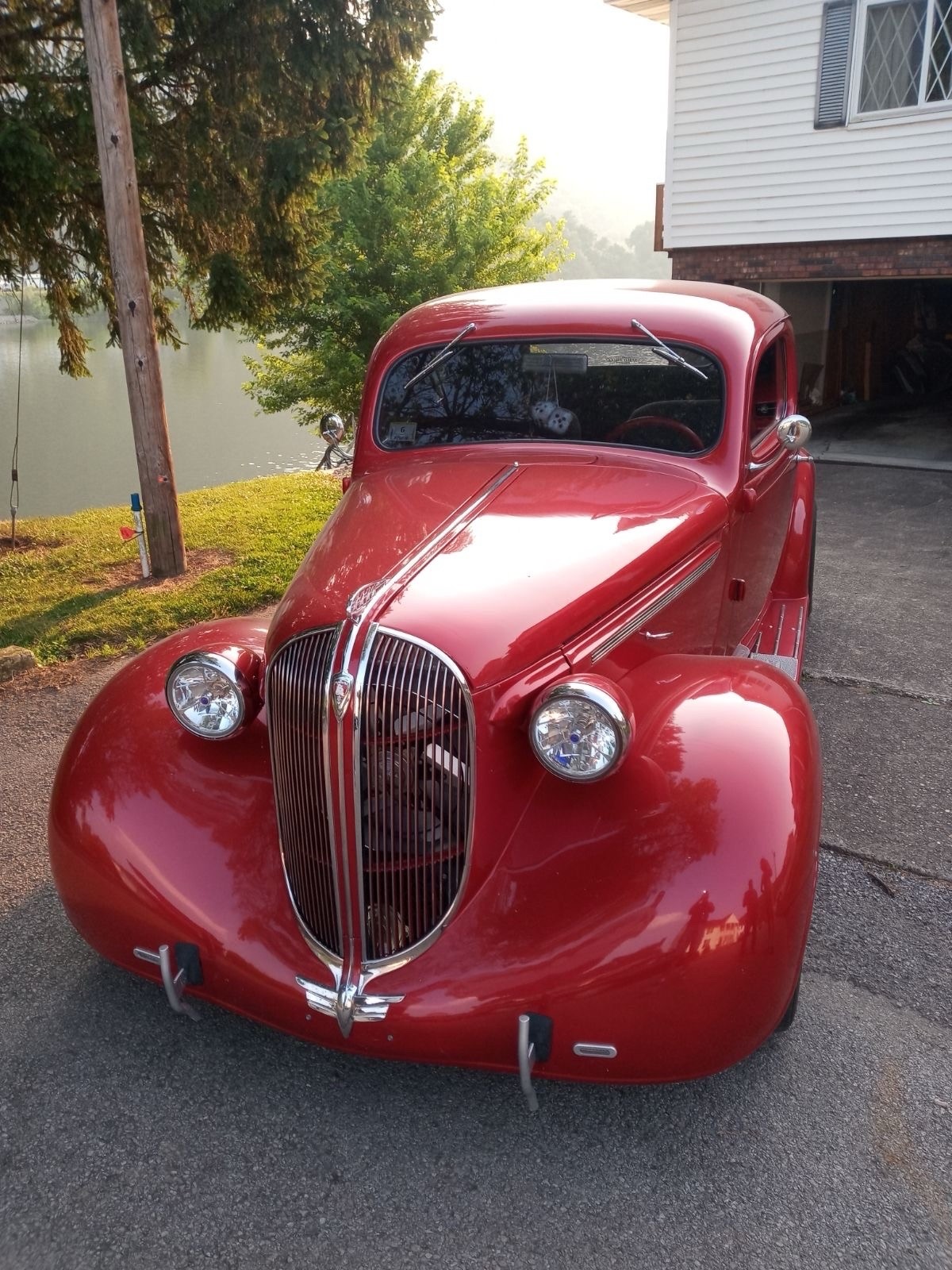 Plymouth-DeLuxe-1938