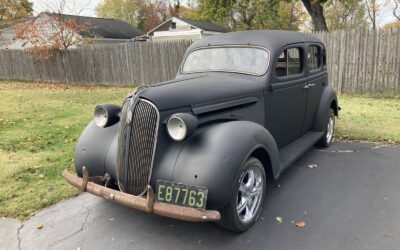 Plymouth Deluxe 1937