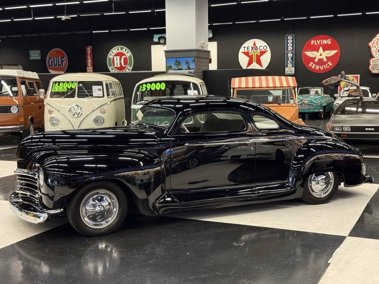 Plymouth Deluxe 1947