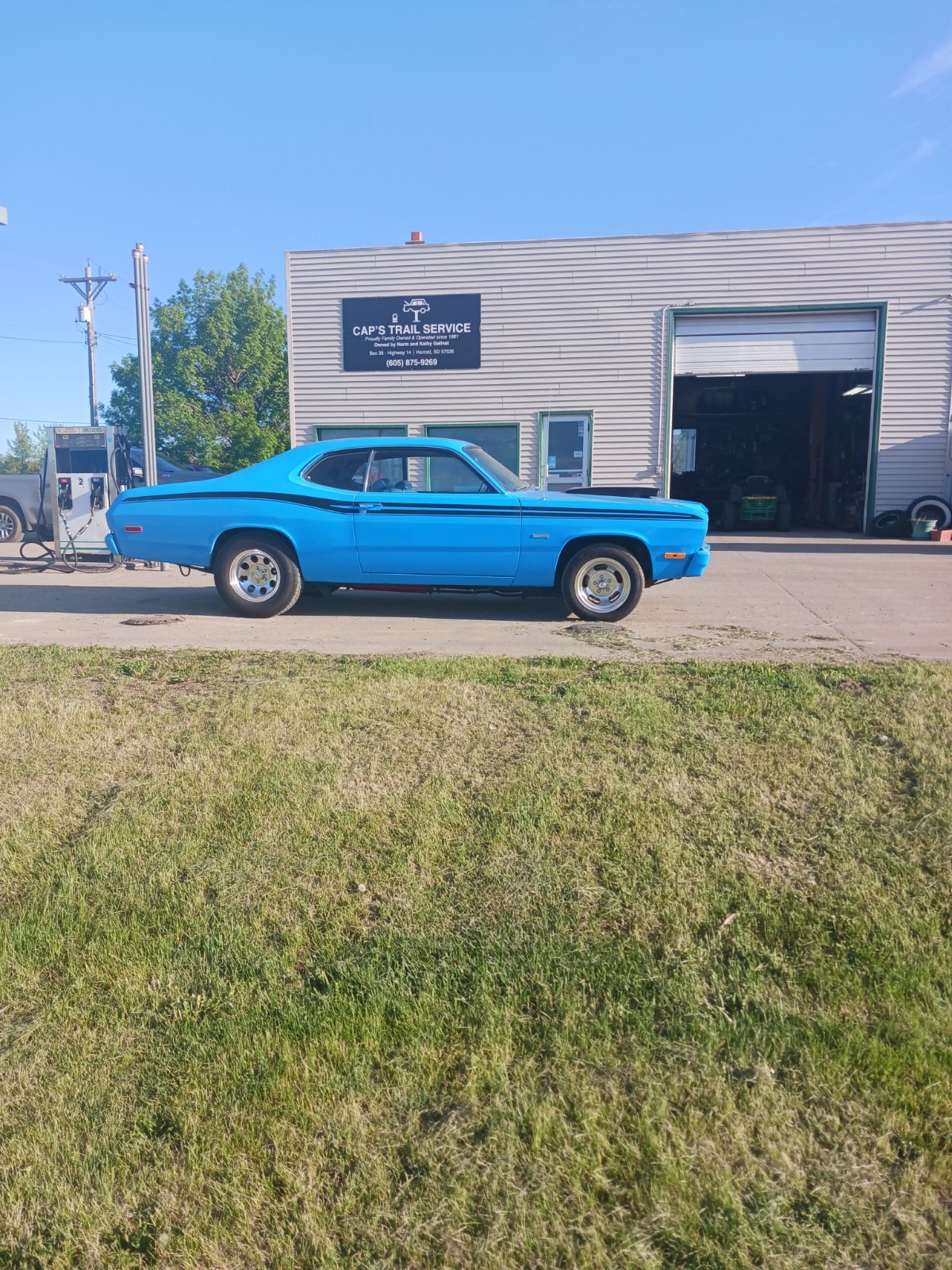 Plymouth-Duster-1973-Black