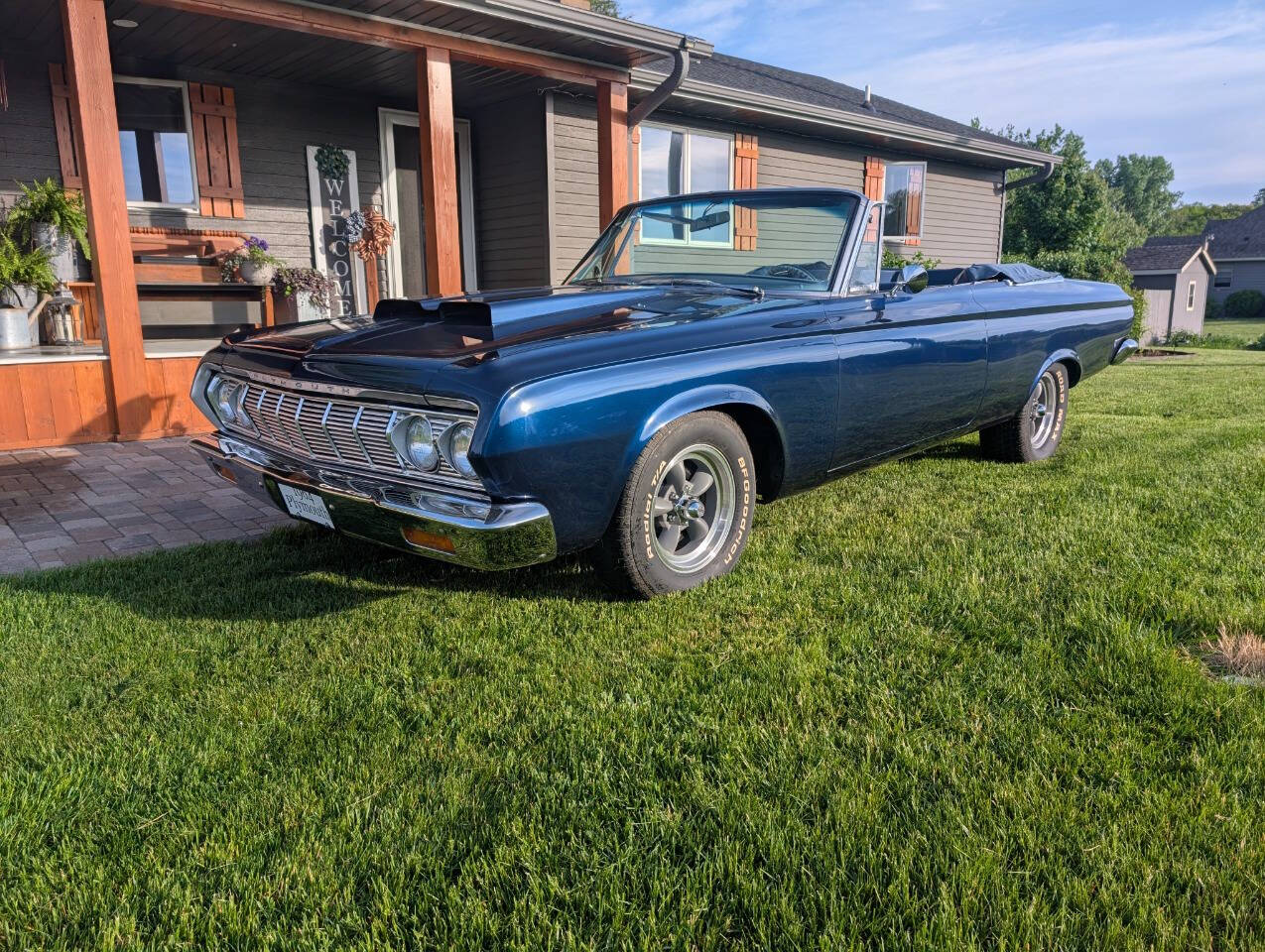 Plymouth-Fury-1964-Blue-BlueSilver-Vinyl