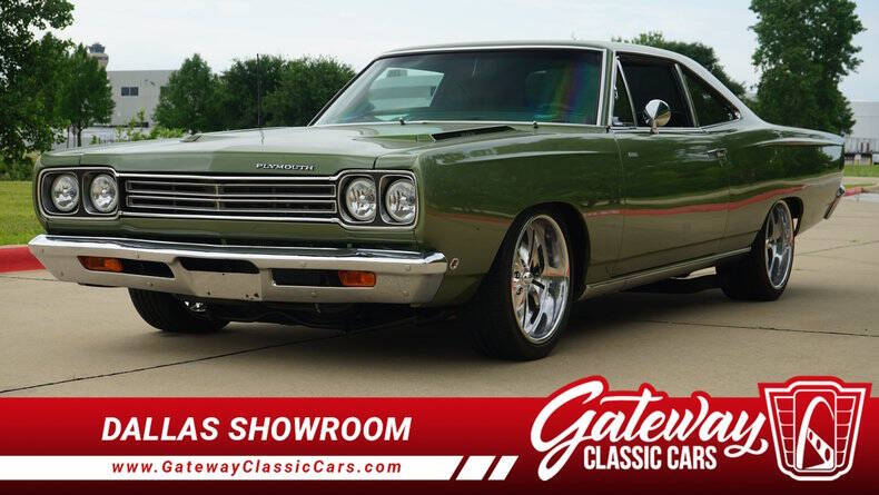 Plymouth-Roadrunner-1968