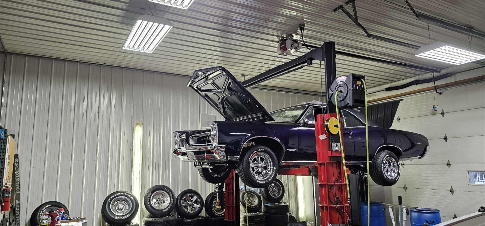 Pontiac-2-door-coupe-1966-Coupe-Black