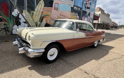 Pontiac Chieftain 1956