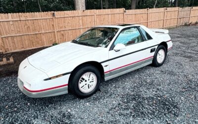 Pontiac Fiero 1984