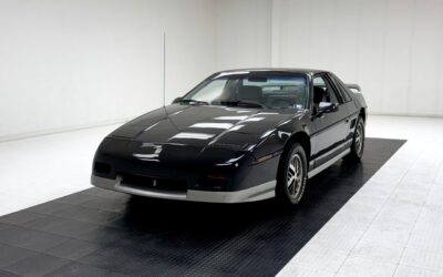 Pontiac Fiero 1985