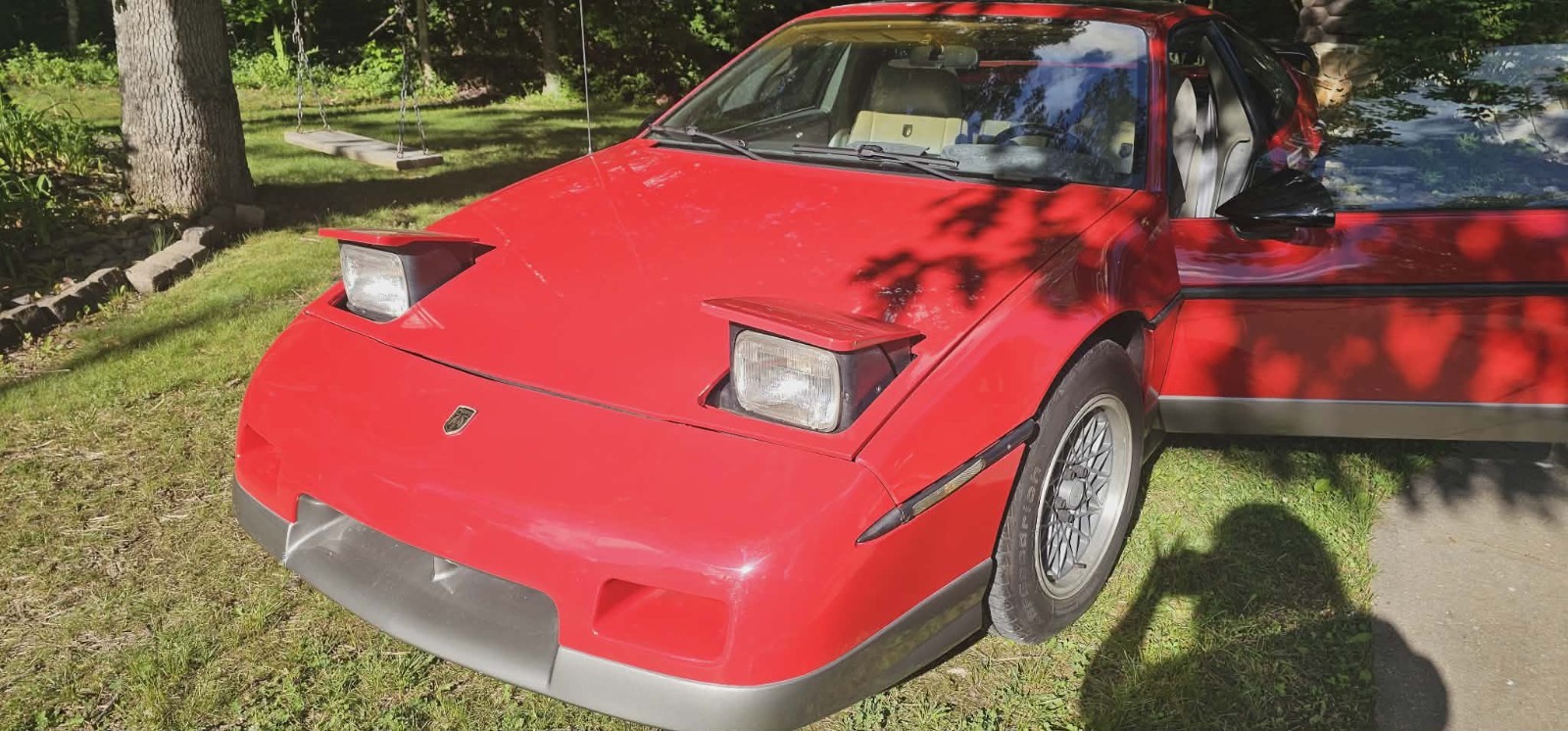 Pontiac-Fiero-1986-Coupe-Gray