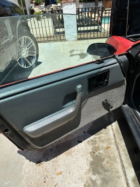 Pontiac Fiero 1986