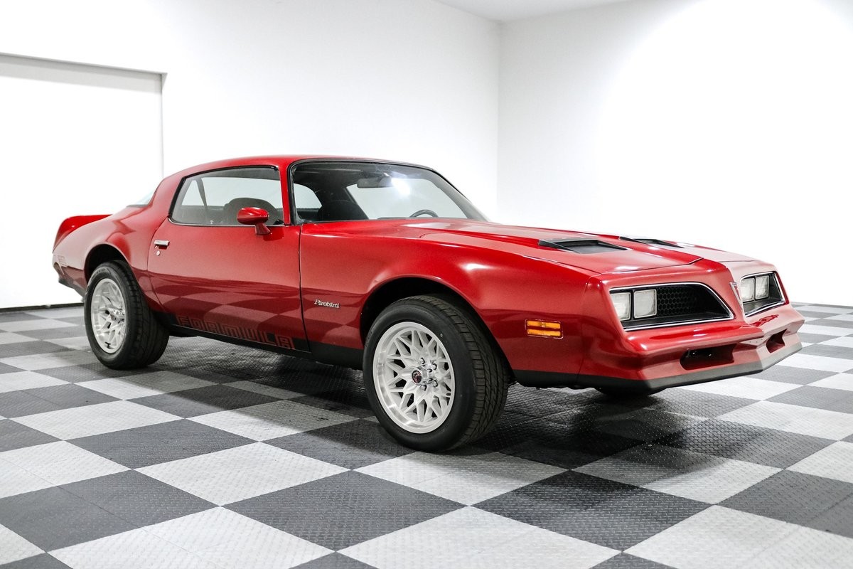Pontiac Firebird 1977