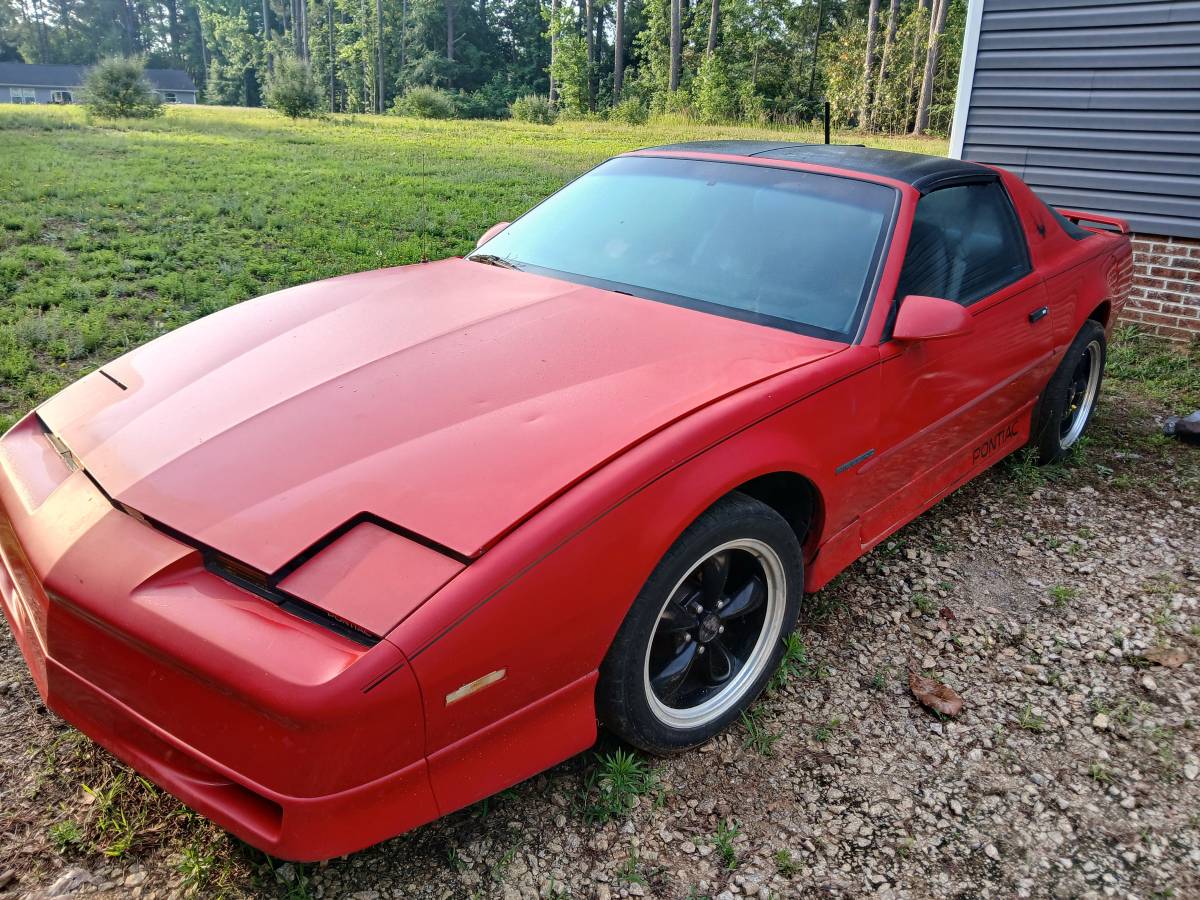 Pontiac-Firebird-1990