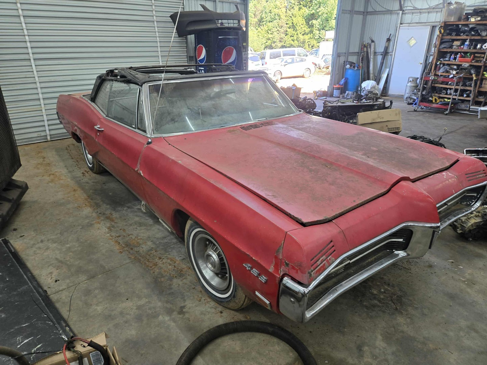 Pontiac-Grand-Prix-1967-Convertible