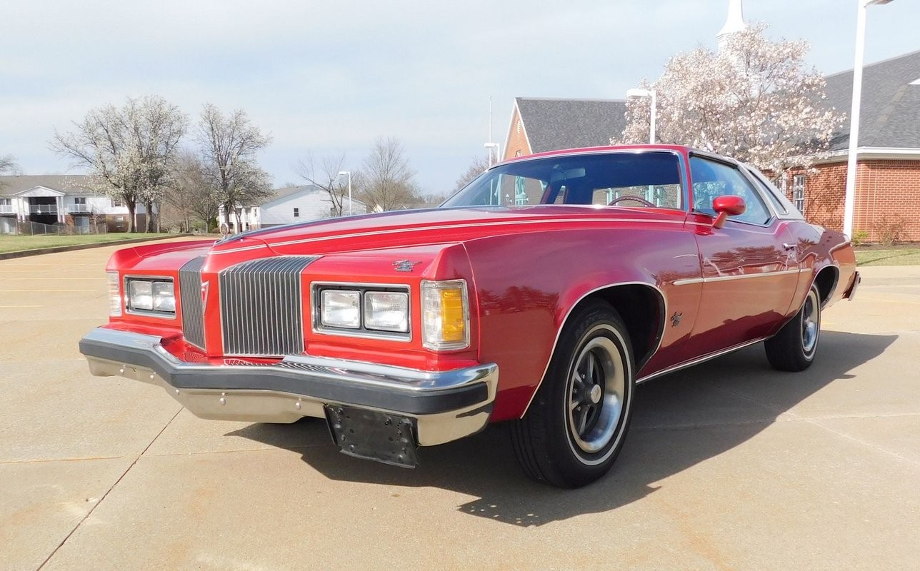 Pontiac Grand Prix 1976