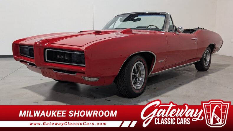 Pontiac-Gto-1968-Red-Black