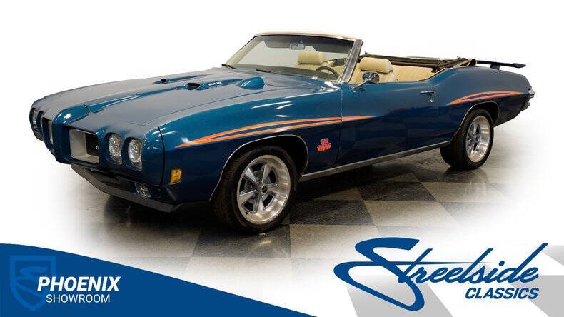 Pontiac-Lemans-1970-Blue-Saddle