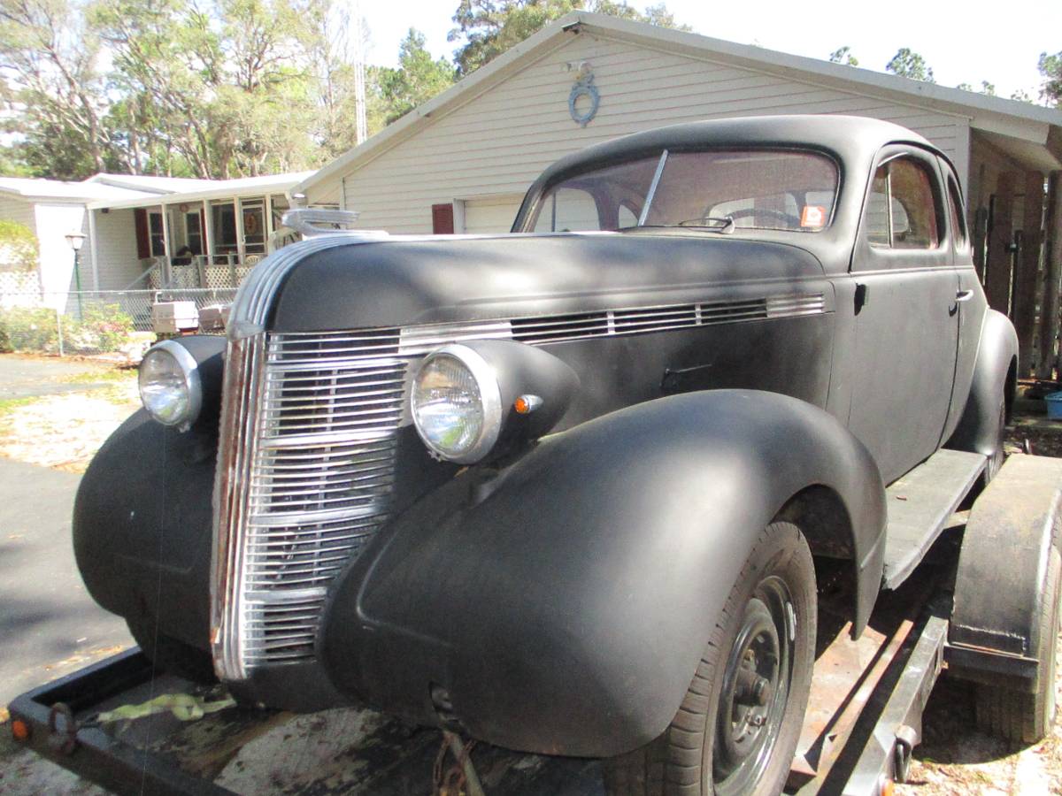 Pontiac-Silver-streak-1937-black