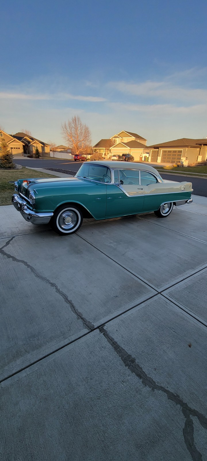 Pontiac Star Chief 1955