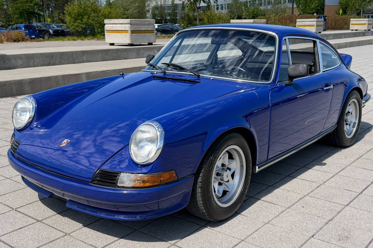 Porsche-911e-1973-blue