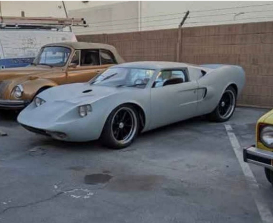 ReplicaKit-Makes-1966-Coupe-Brown
