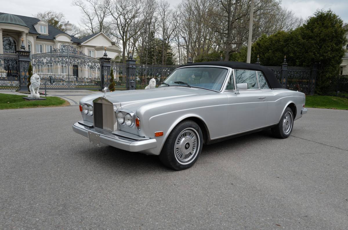 Rolls-royce-corniche-3-1991-silver
