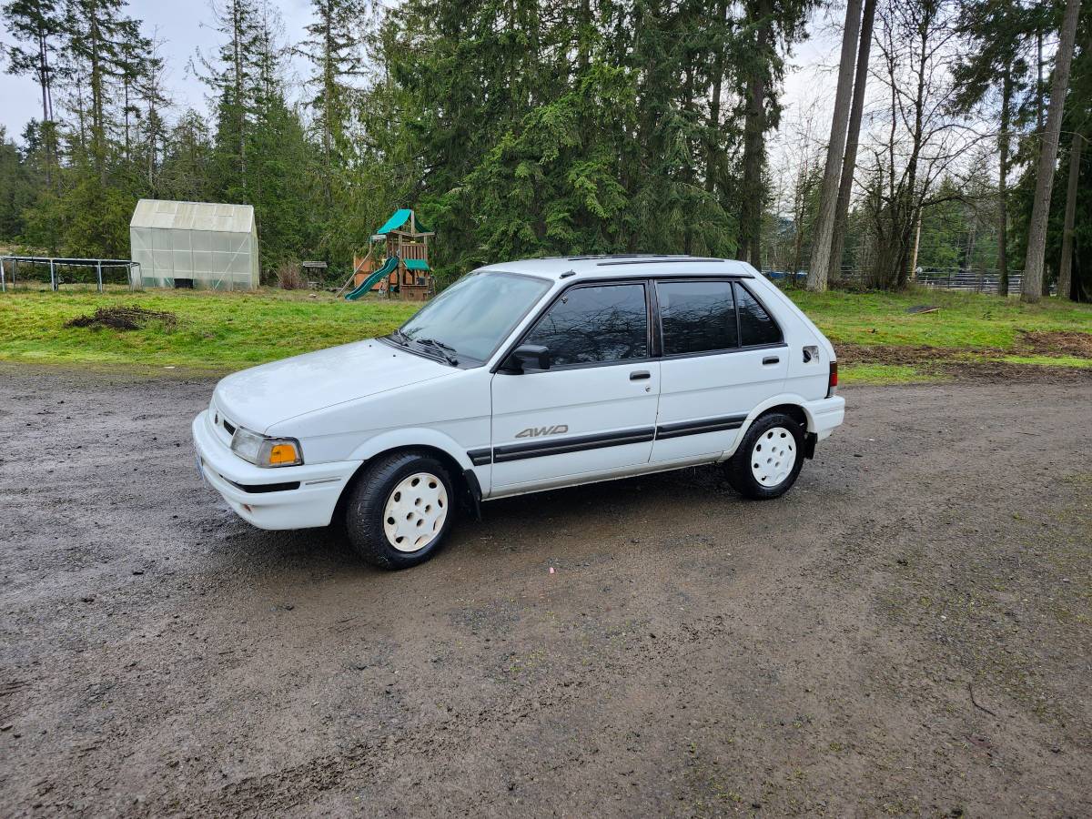 Subaru-Justy-1990-white