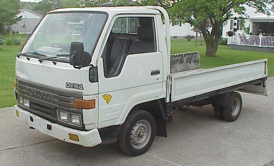 Toyota-Dyna-4600-1993-Longbed-truck