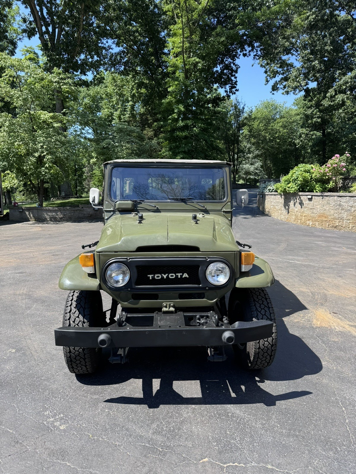 Toyota-FJ-Cruiser-1961-Utility-Black