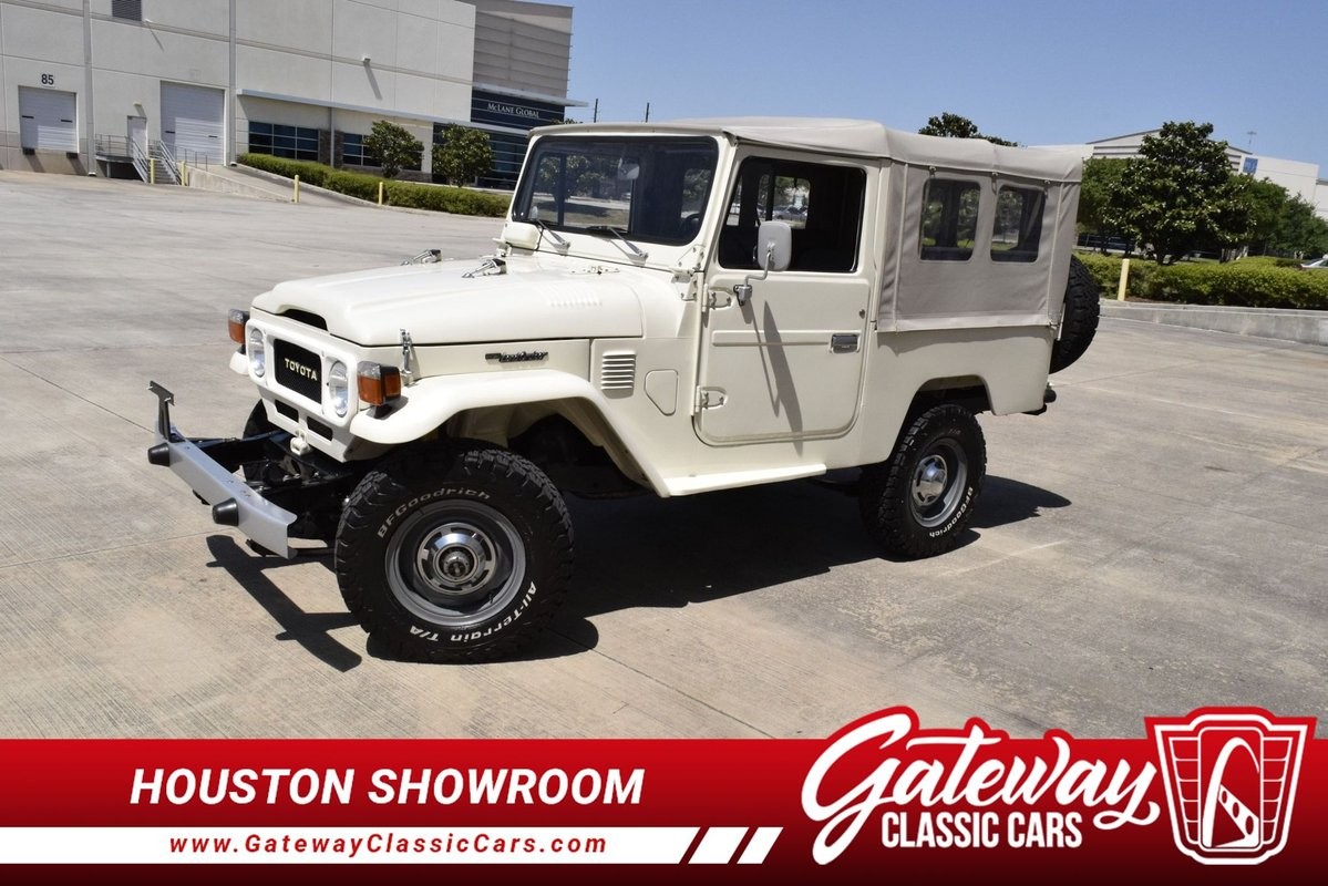 Toyota-Land-Cruiser-1979-Other-Gray