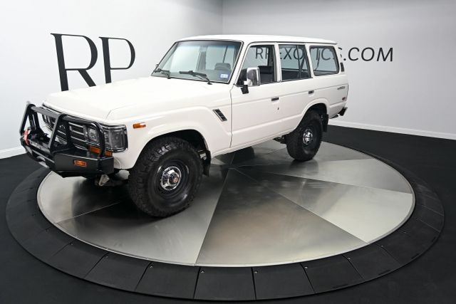 Toyota-Land-Cruiser-1988-SUV-Gray
