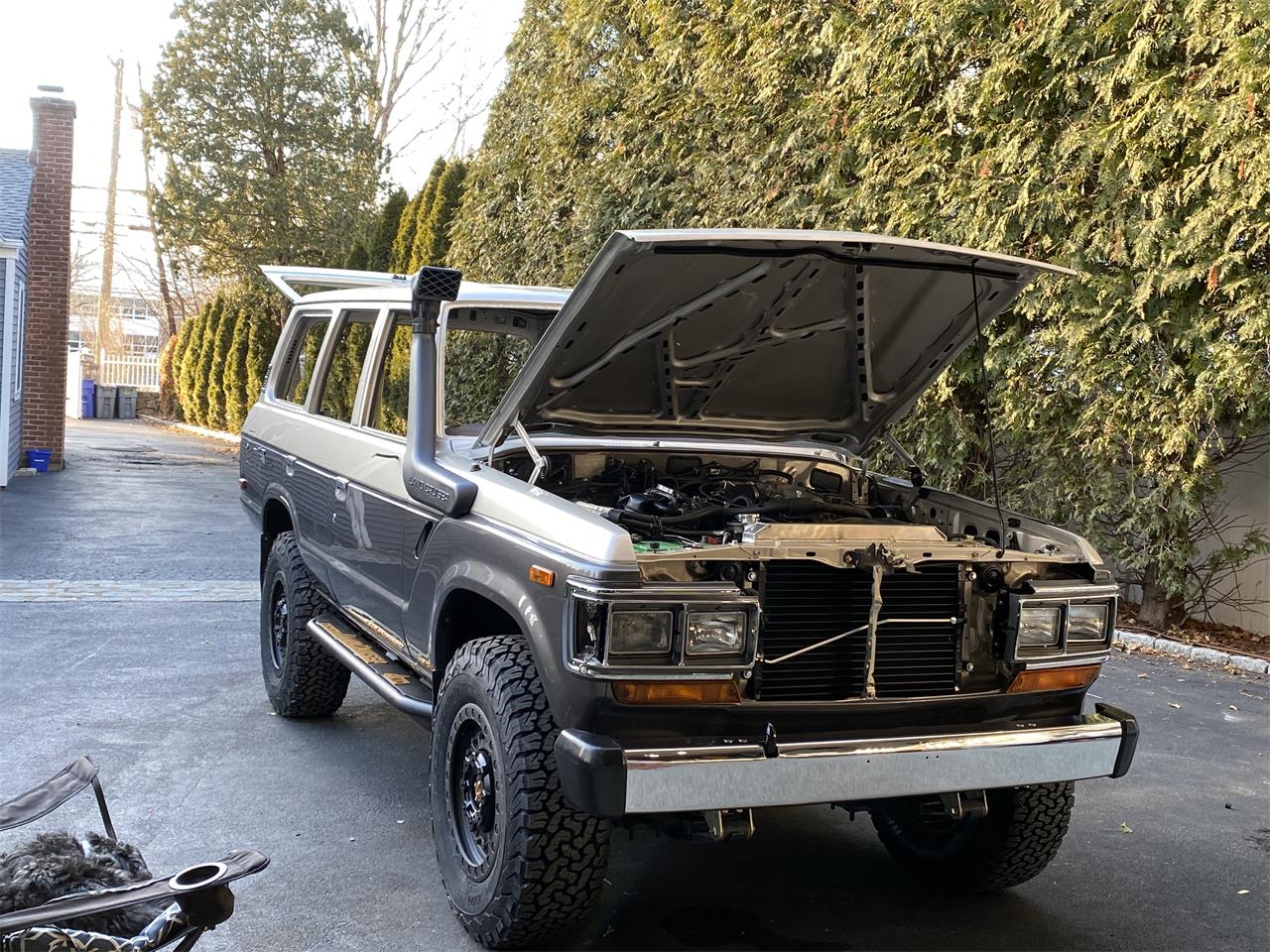 Toyota-Land-cruiser-fj62-1989-brownbeige-brown-Leather