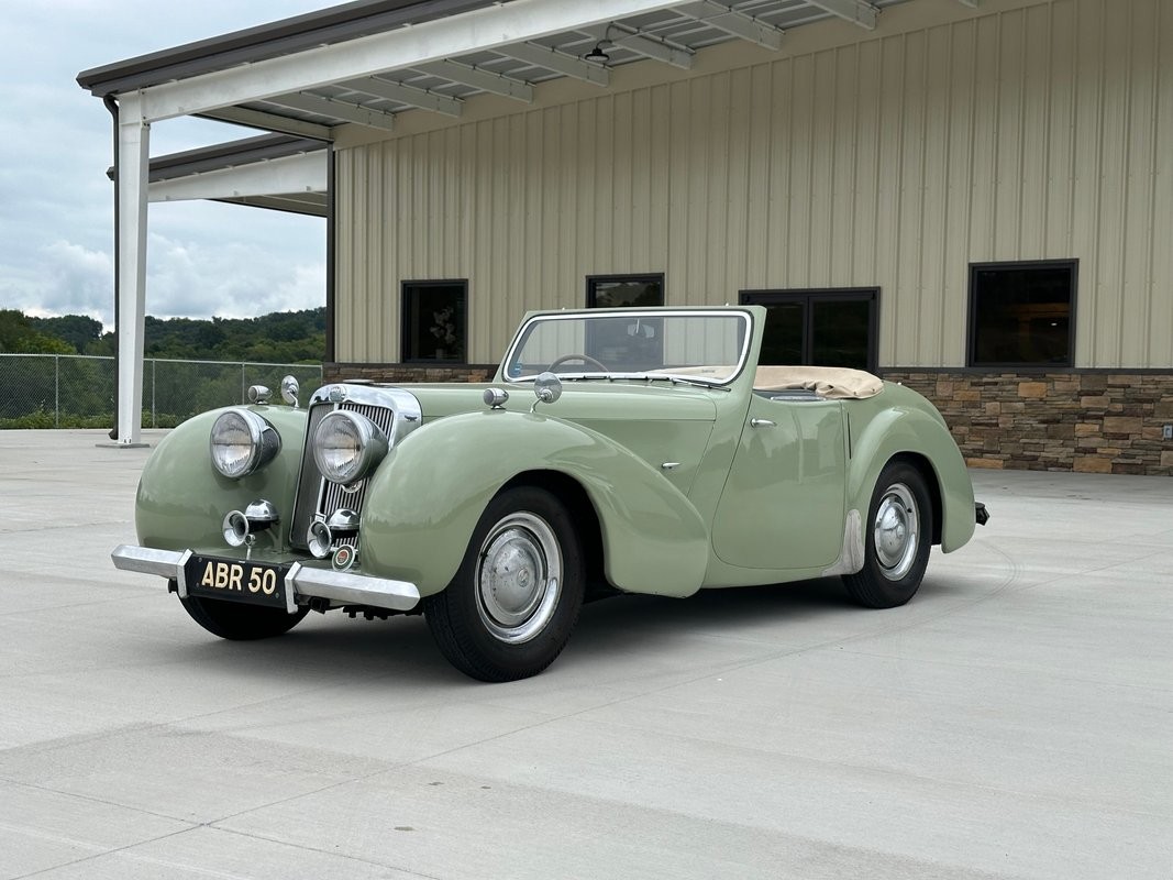 Triumph-1800-1947-Roadster-Green
