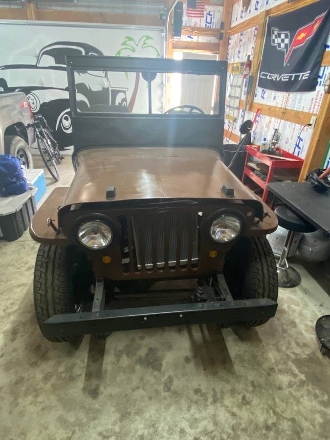 Willys-1946-brown