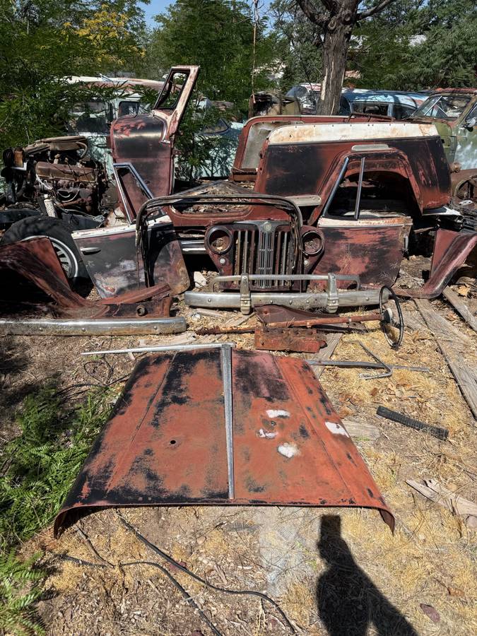 Willys-Jeep-1950-red