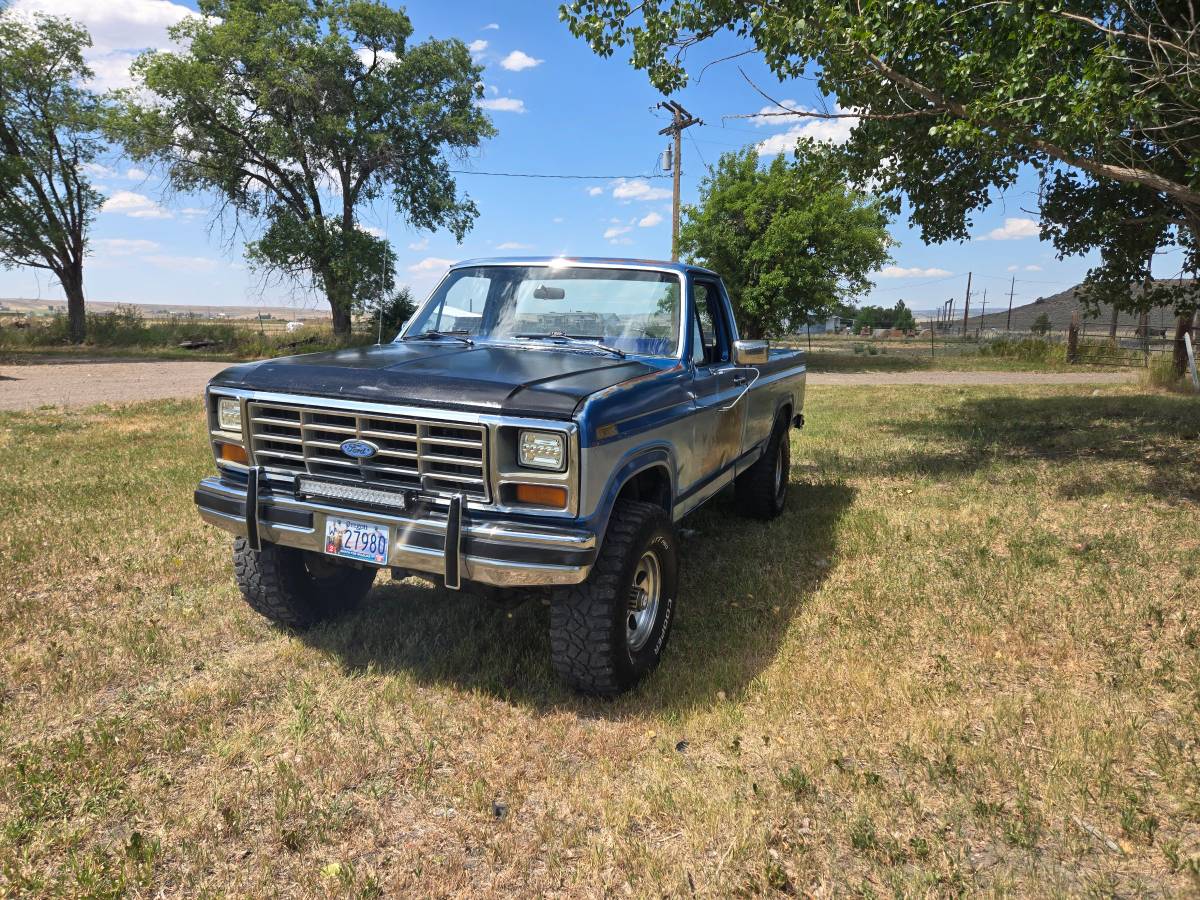85-f150-4x4-xl-1985-blue