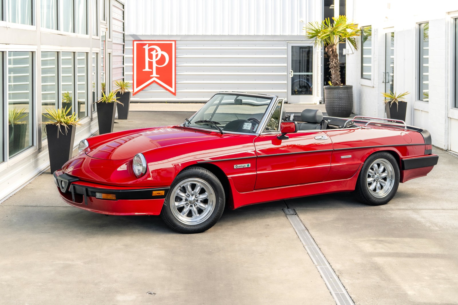 Alfa-Romeo-Spider-1989-Convertible-Gray