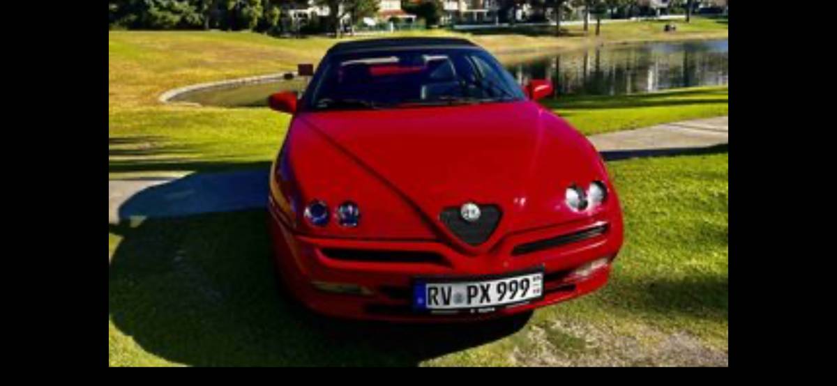 Alfa-romeo-Spider-1995-red