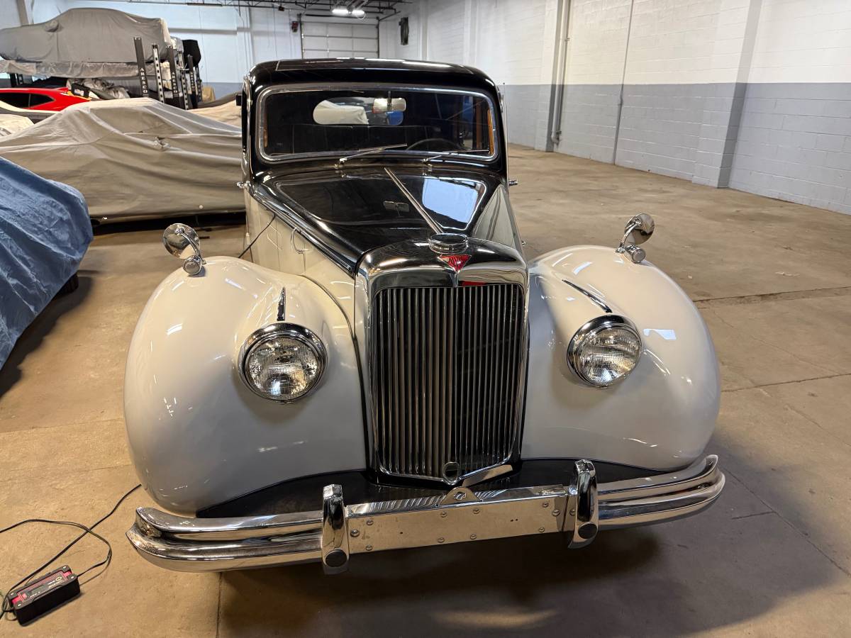 Alvis-Ta21-1952-silver