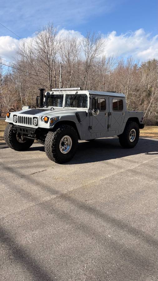 Am-general-Humvee-1992-grey