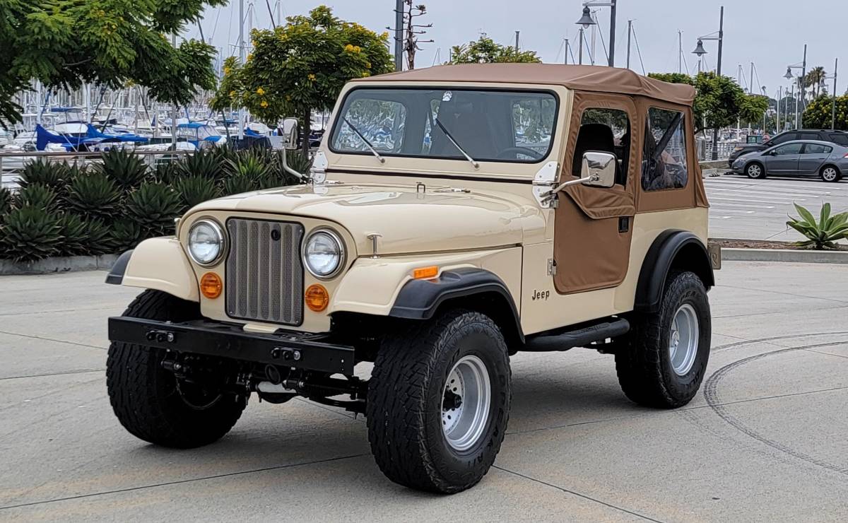 Amc-Jeep-cj7-1984-custom