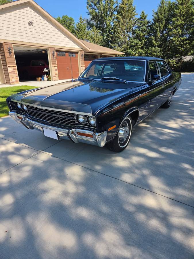 Amc-rambler-ambassador-sst-1971-blue