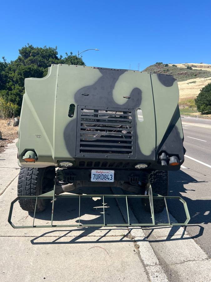 Amg-humvee-m998-1992