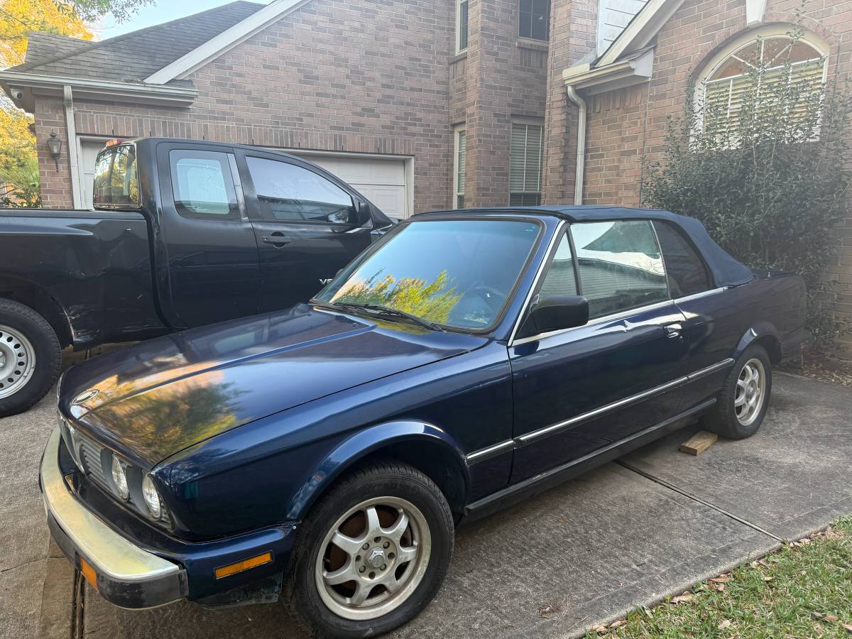 Bmw-3-series-1987-blue