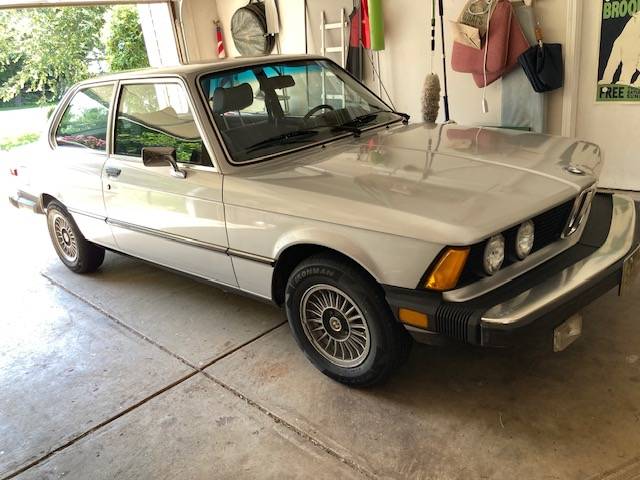 Bmw-320i-1979-grey