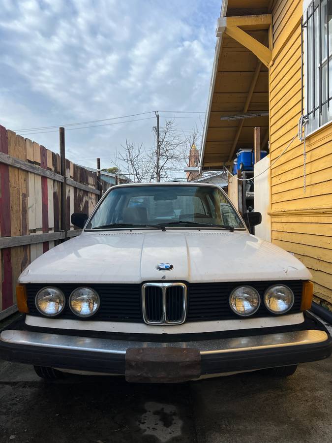 Bmw-320i-1983-white