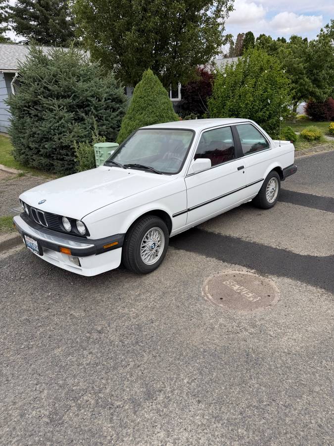 Bmw-325is-1987-white