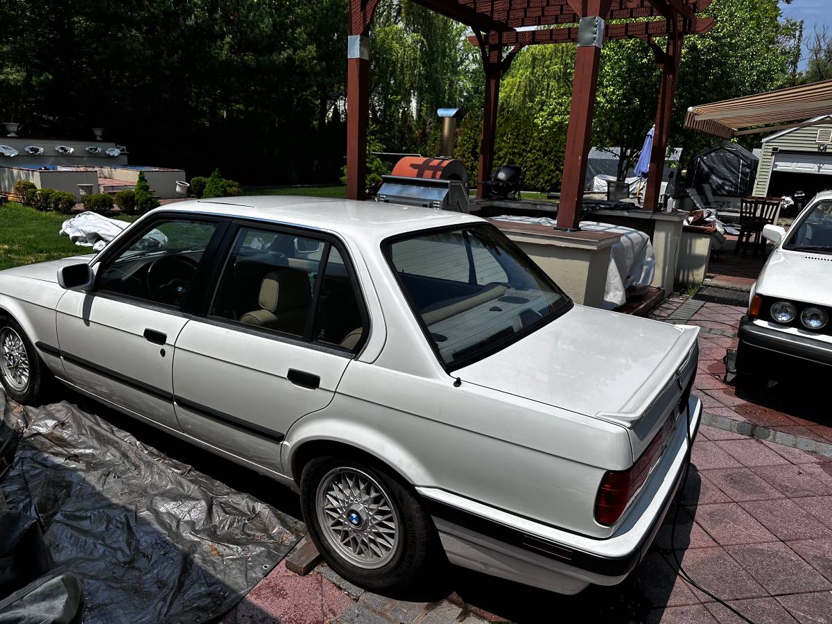 Bmw-E30-1989-white
