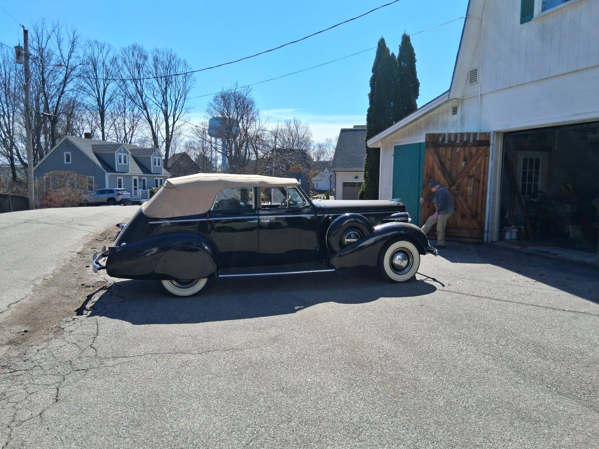 Buick-Century-1937-black