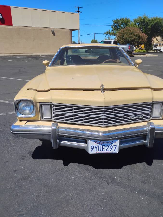 Buick-Century-grand-sport-1975