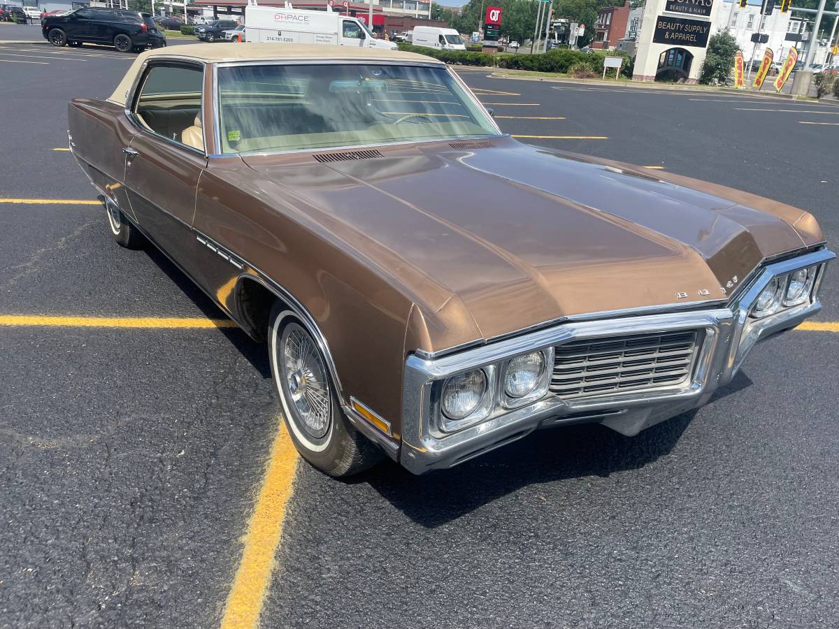 Buick-Electra-225-1970-brown